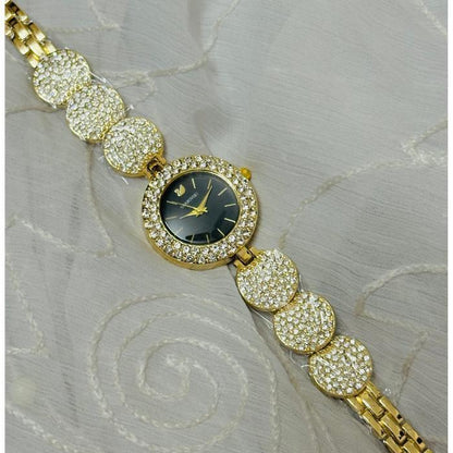 Stylish Women's Quartz Chain Strap Watch