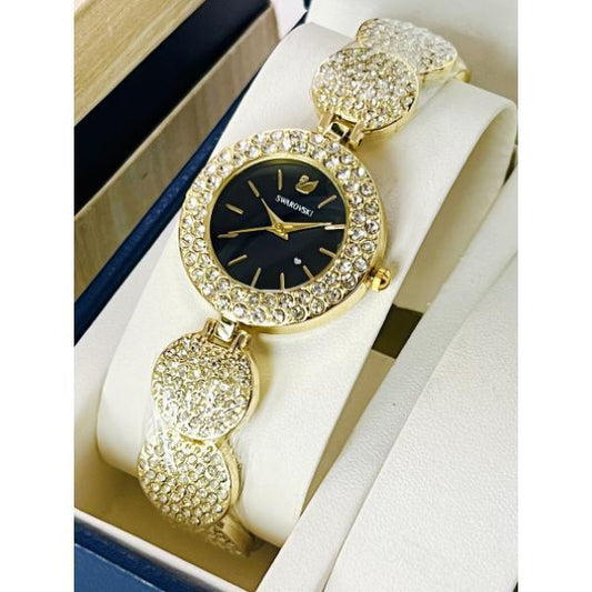 Stylish Women's Quartz Chain Strap Watch